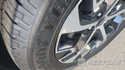 2023 Kia Sportage Hybrid EX - zdjęcie 18 z 20 - miniatura