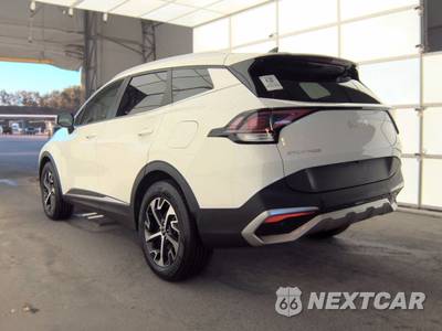 2023 Kia Sportage Hybrid EX - zdjęcie 8 z 20 - miniatura