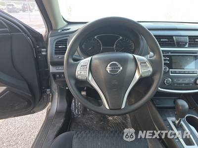 2017 Nissan Altima 2.5 S - zdjęcie 10 z 33 - miniatura