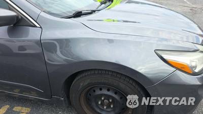 2017 Nissan Altima 2.5 S - zdjęcie 31 z 33 - miniatura