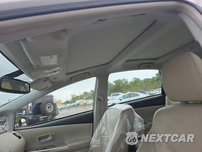 2013 Toyota Prius v Five - zdjęcie 19 z 26 - miniatura