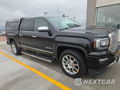 2017 GMC Sierra 1500 Denali Crew Cab Short Bed 5SA - zdjęcie 3 z 38 - miniatura