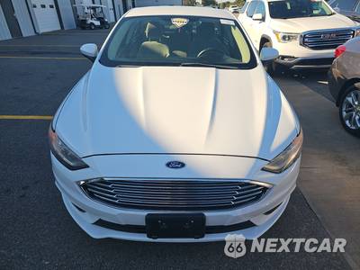 2017 Ford Fusion S - zdjęcie 2 z 21 - miniatura