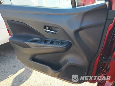 2021 Nissan Versa SV - zdjęcie 9 z 22 - miniatura