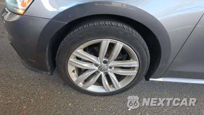 2018 Volkswagen Passat 2.0T SE w/Technology - zdjęcie 19 z 36 - miniatura