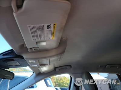 2022 Ford Escape Hybrid SE - zdjęcie 18 z 31 - miniatura