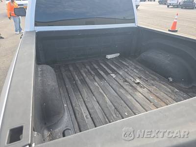 2015 Ram 1500 Express Crew Cab Short Bed - zdjęcie 16 z 33 - miniatura
