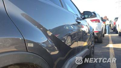 2018 Toyota C-HR XLE Premium - zdjęcie 29 z 38 - miniatura