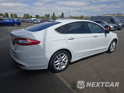 2015 Ford Fusion SE - zdjęcie 4 z 67 - miniatura