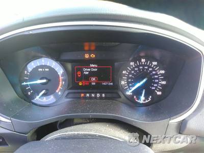 2015 Ford Fusion SE - zdjęcie 44 z 67 - miniatura
