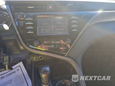2019 Toyota Camry SE - zdjęcie 11 z 40 - miniatura