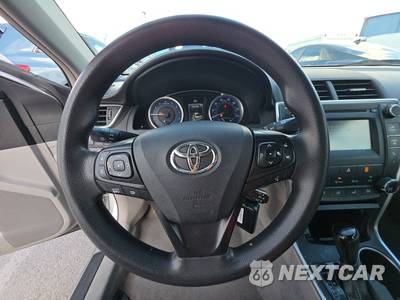 2017 Toyota Camry LE - zdjęcie 10 z 27 - miniatura