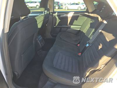 2018 Ford Fusion SE - zdjęcie 13 z 28 - miniatura