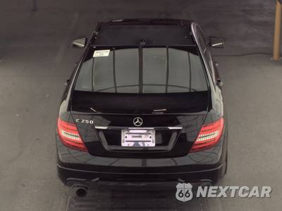 2013 Mercedes-Benz C 250 Sedan - zdjęcie 5 z 36 - miniatura