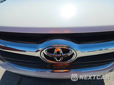 2015 Toyota Highlander LE - zdjęcie 15 z 26 - miniatura