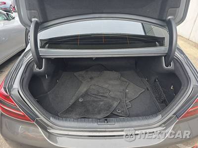 2024 Genesis G70 2.5T Standard - zdjęcie 16 z 38 - miniatura