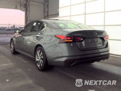 2021 Nissan Altima S - zdjęcie 6 z 46 - miniatura