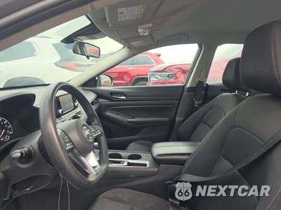 2021 Nissan Altima S - zdjęcie 7 z 46 - miniatura