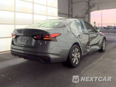 2021 Nissan Altima S - zdjęcie 4 z 46 - miniatura