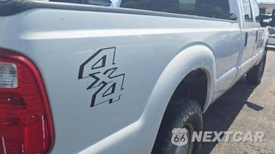 2015 Ford Super Duty F-250 XL Crew Cab Long Bed - zdjęcie 26 z 32 - miniatura