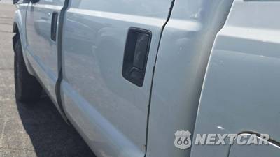 2015 Ford Super Duty F-250 XL Crew Cab Long Bed - zdjęcie 31 z 32 - miniatura