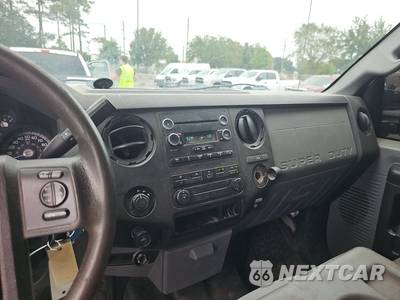 2015 Ford Super Duty F-250 XL Crew Cab Long Bed - zdjęcie 11 z 32 - miniatura