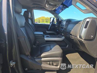 2015 Chevrolet Silverado 2500HD LTZ Extended Cab Medium Bed 1LZ w/Built-In Wi-Fi - zdjęcie 8 z 32 - miniatura