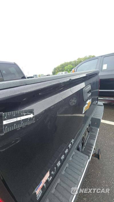 2015 Chevrolet Silverado 2500HD LTZ Extended Cab Medium Bed 1LZ w/Built-In Wi-Fi - zdjęcie 23 z 32 - miniatura