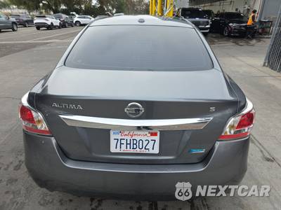 2014 Nissan Altima 2.5 S - zdjęcie 5 z 36 - miniatura