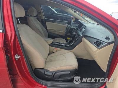 2017 Hyundai Sonata SE - zdjęcie 8 z 44 - miniatura