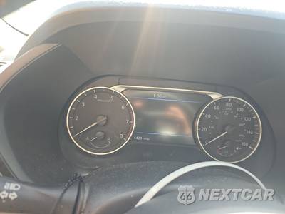 2025 Nissan Sentra SR - zdjęcie 12 z 49 - miniatura