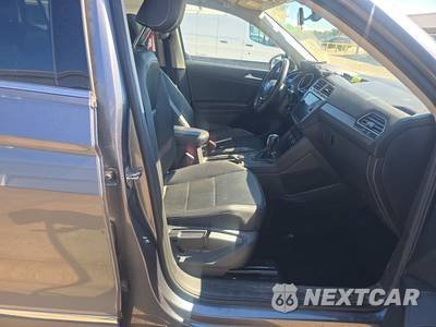 2021 Volkswagen Tiguan SE - zdjęcie 8 z 36 - miniatura