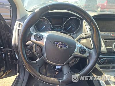 2013 Ford Focus SE Sedan - zdjęcie 10 z 28 - miniatura