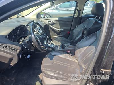 2013 Ford Focus SE Sedan - zdjęcie 7 z 28 - miniatura