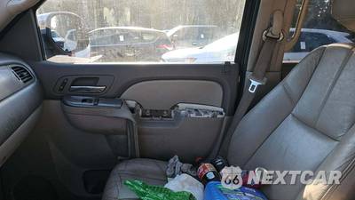 2013 Chevrolet Tahoe LT 1LT - zdjęcie 21 z 41 - miniatura