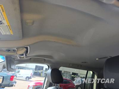 2015 Chevrolet Suburban LT 1LT - zdjęcie 20 z 30 - miniatura