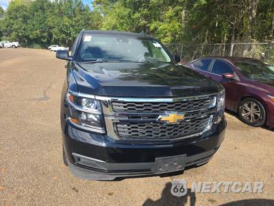 2015 Chevrolet Suburban LT 1LT - zdjęcie 2 z 30 - miniatura