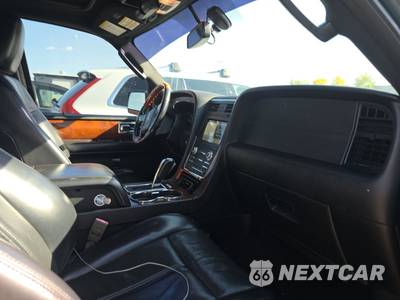 2017 Lincoln Navigator Select - zdjęcie 8 z 40 - miniatura