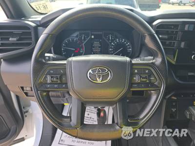 2026 Toyota Tundra SR Crew Cab Short Bed - zdjęcie 10 z 23 - miniatura