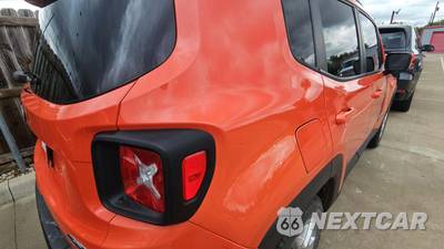 2020 Jeep Renegade Latitude - zdjęcie 22 z 23 - miniatura
