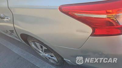 2017 Nissan Sentra SV - zdjęcie 42 z 44 - miniatura