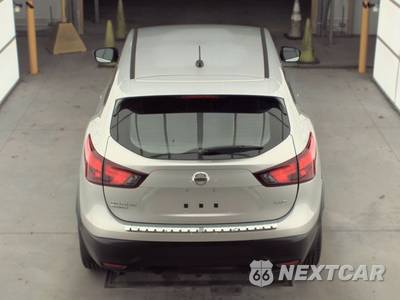 2018 Nissan Rogue Sport S - zdjęcie 6 z 47 - miniatura