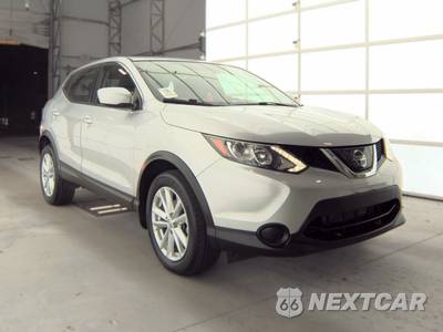 2018 Nissan Rogue Sport S - zdjęcie 4 z 47 - miniatura