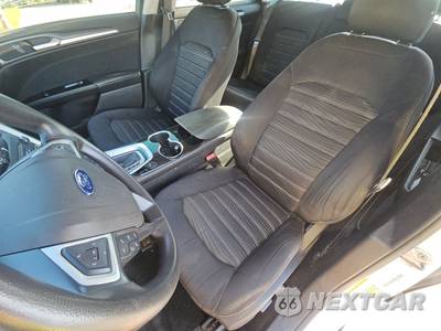 2016 Ford Fusion SE - zdjęcie 7 z 18 - miniatura