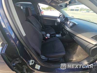 2014 Mitsubishi Lancer ES Sedan - zdjęcie 8 z 18 - miniatura