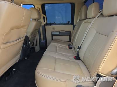 2013 Ford Super Duty F-250 Lariat Crew Cab Medium Bed - zdjęcie 13 z 52 - miniatura
