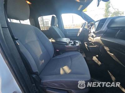 2022 Ram 2500 Big Horn Crew Cab Long Bed - zdjęcie 8 z 30 - miniatura