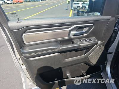 2025 Ram 1500 Big Horn Crew Cab Medium Bed - zdjęcie 9 z 24 - miniatura