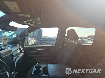 2025 Ram 1500 Big Horn Crew Cab Medium Bed - zdjęcie 17 z 24 - miniatura