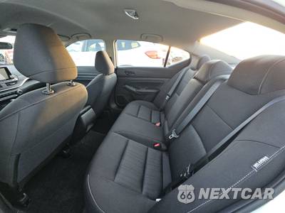 2026 Nissan Altima SV - zdjęcie 13 z 18 - miniatura